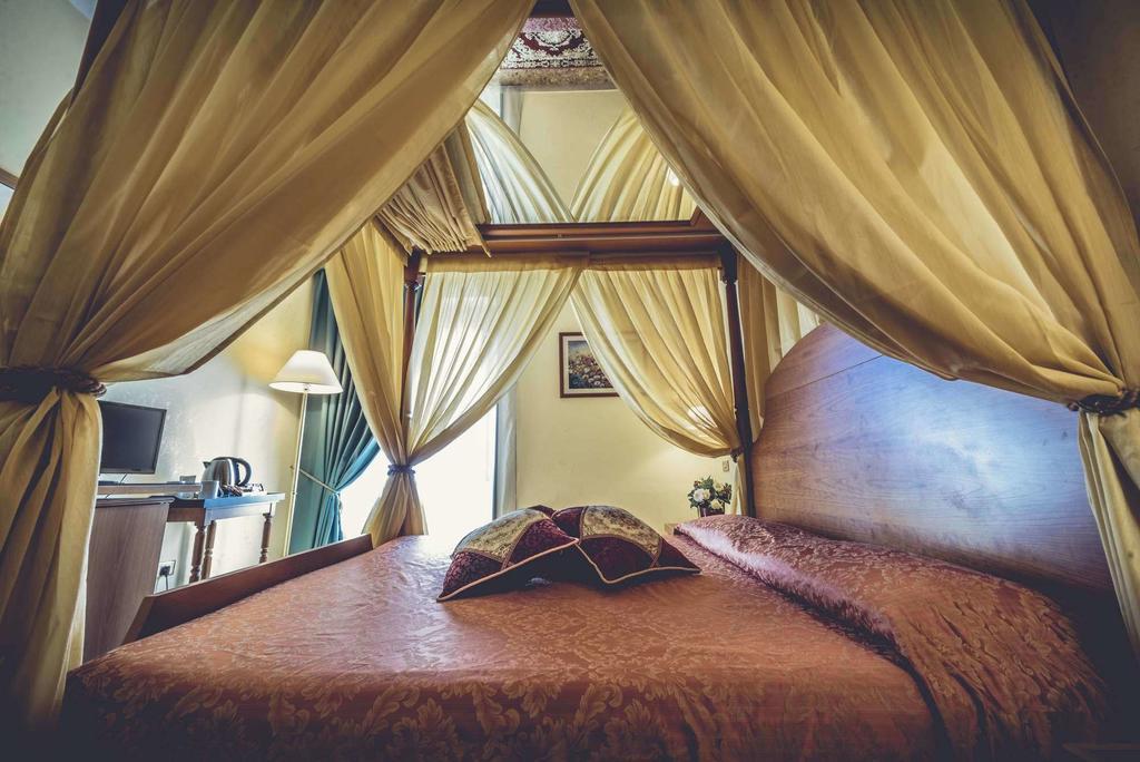 Nuovo Albergo Киети Екстериор снимка