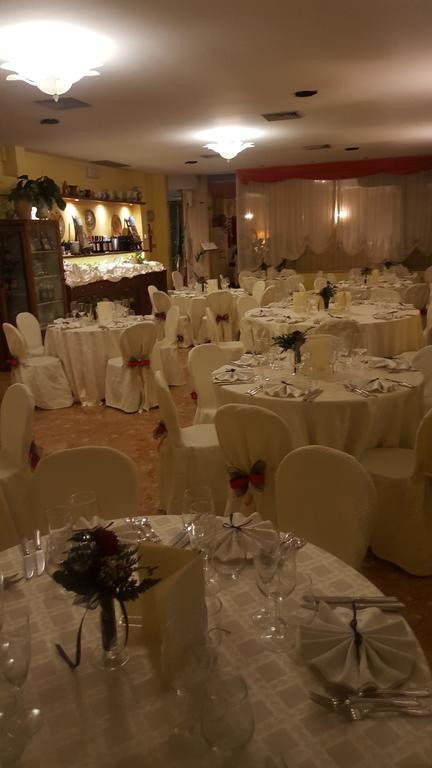 Nuovo Albergo Киети Екстериор снимка