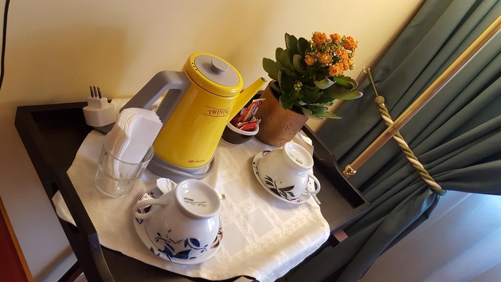 Nuovo Albergo Киети Екстериор снимка