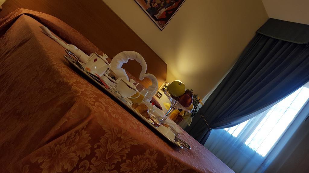 Nuovo Albergo Киети Екстериор снимка
