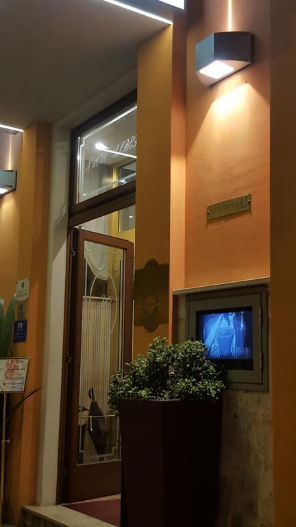 Nuovo Albergo Киети Екстериор снимка